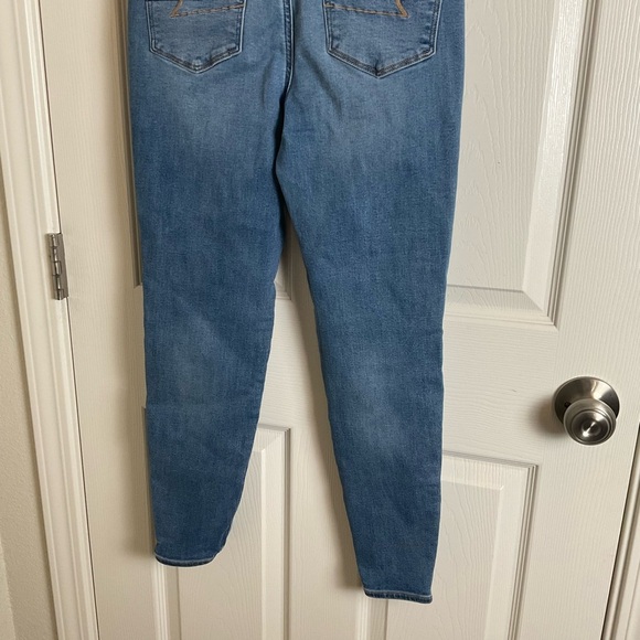 American Eagle Next Level Stretch Skinny Jeans size 6 - Picture 7 of 8